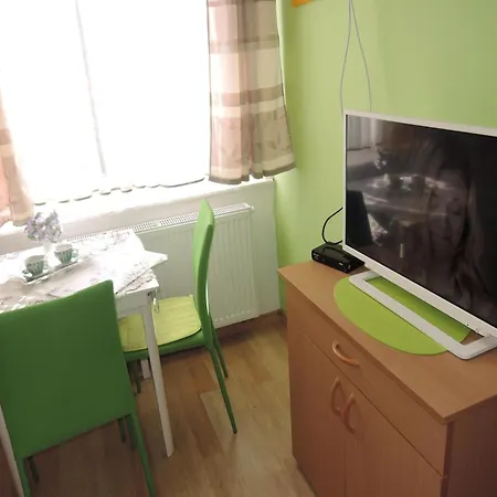 Apartment Comfortable For 2 People, By The Sea