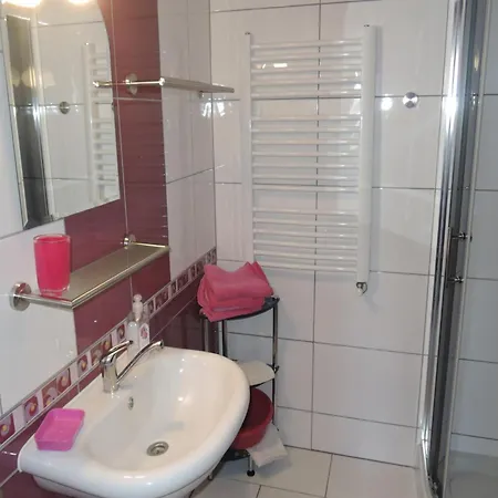 Apartment Comfortable For 2 People, By The Sea