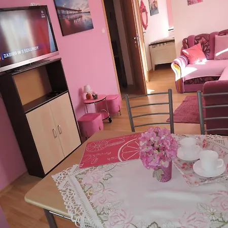 Apartment Comfortable For 2 People, By The Sea *