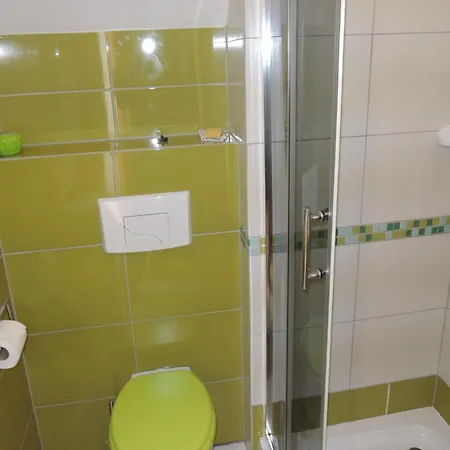 Comfortable For 2 People, By The Sea Apartment