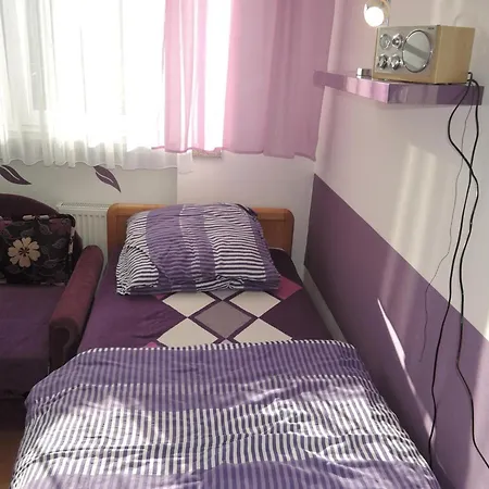 Apartment Comfortable For 2 People, By The Sea